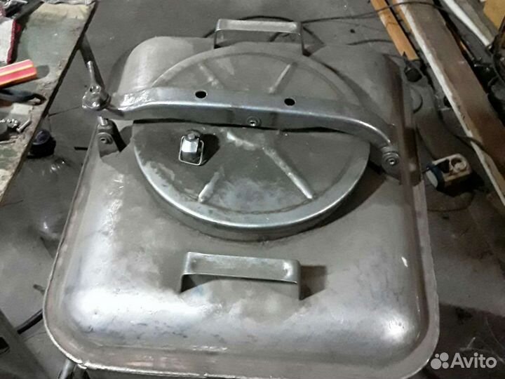 Бак от полевой кухни