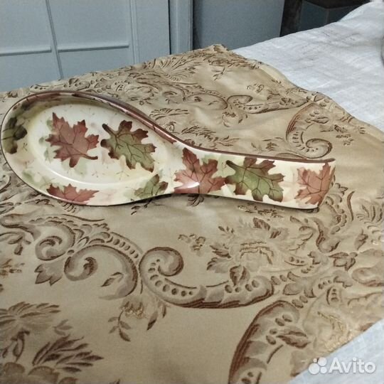 Посуда для сервировки стола