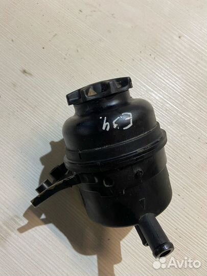 Бачок гур bmw 5 series e34