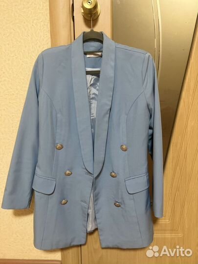Пиджак женский 42 голубой