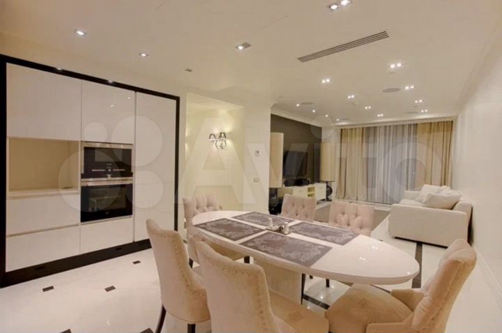 3-к. апартаменты, 132 м², 18/27 эт.