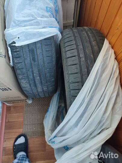 Nokian Tyres Hakka Blue 2 SUV 225/60 R18 104H