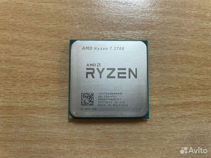 Процессор AMD Ryzen 7 2700 sAM4