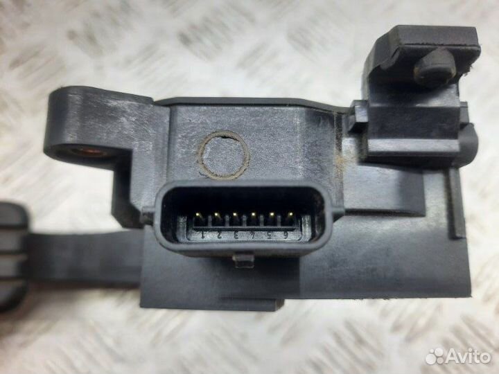 Педаль газа Renault Fluence 1.6 K4MV838 106 Л.С