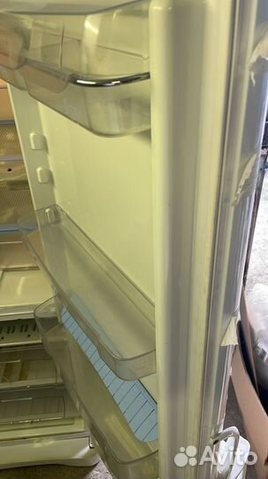 Холодильник indesit c132G.016