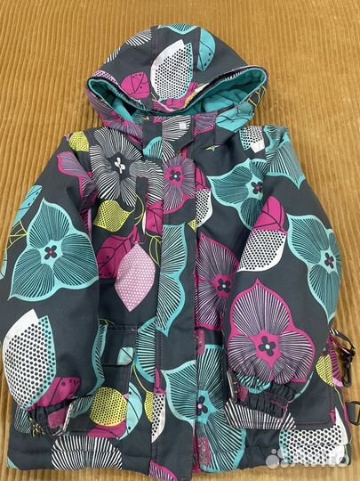 Зимний костюм для девочки