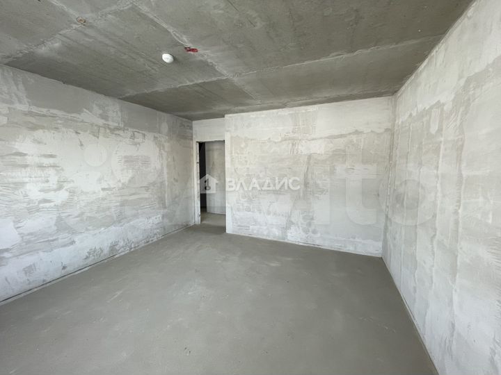 2-к. квартира, 60 м², 3/17 эт.