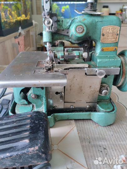 Оверлок для швейной машины