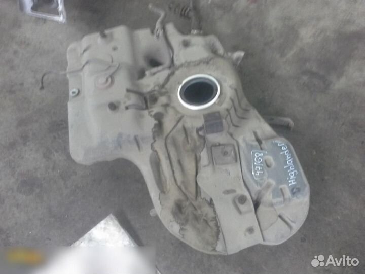 Бак топливный Toyota Highlander III 2013