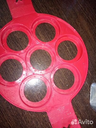 Мясорубка, форма для пельменей, оладей