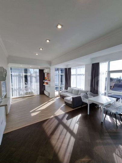 2-к. квартира, 60 м², 5/5 эт.