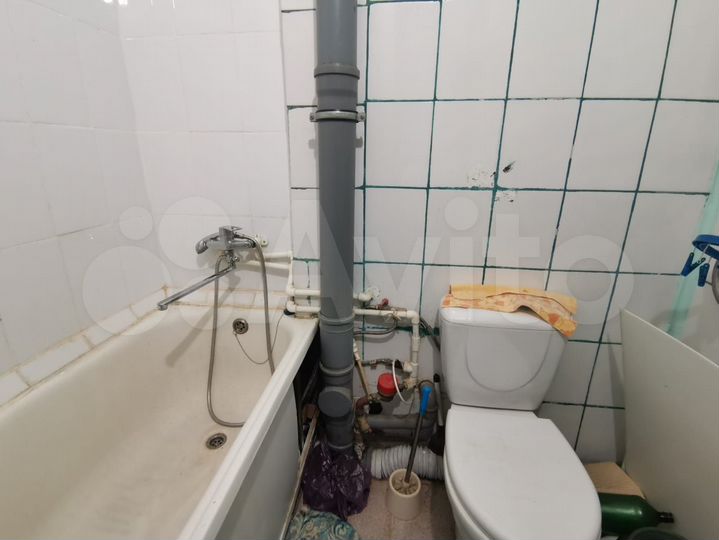 4-к. квартира, 70 м², 1/5 эт.