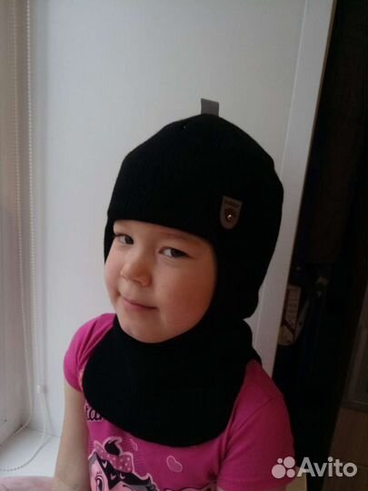 Шапки шлем новые 4-6 лет