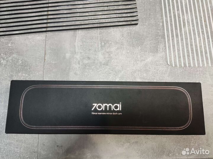 Видеорегистратор зеркало xiaomi