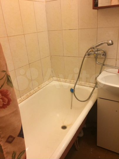 Комната 11 м² в 3-к., 3/9 эт.