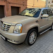 Cadillac Escalade 6.2 AT, 2007, 69 700 км, с пробегом, цена 2 290 000 руб.