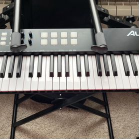 Midi клавиатура 49 Alesis