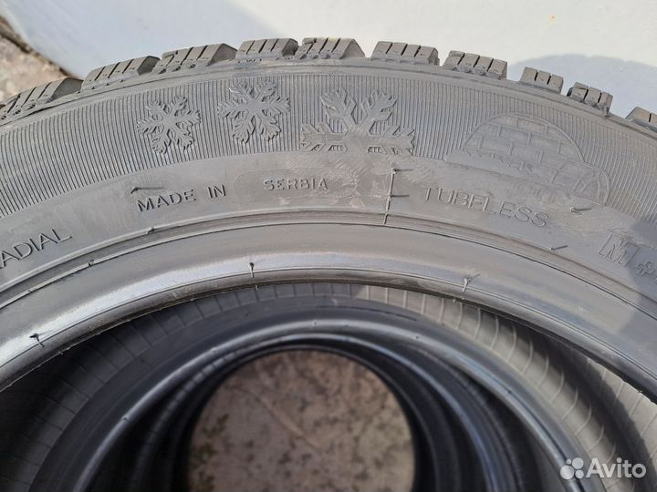Tigar Ice 215/55 R17 98T