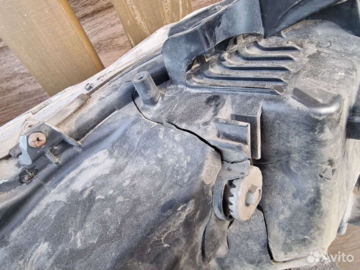 Фара toyota land cruiser 200 2016