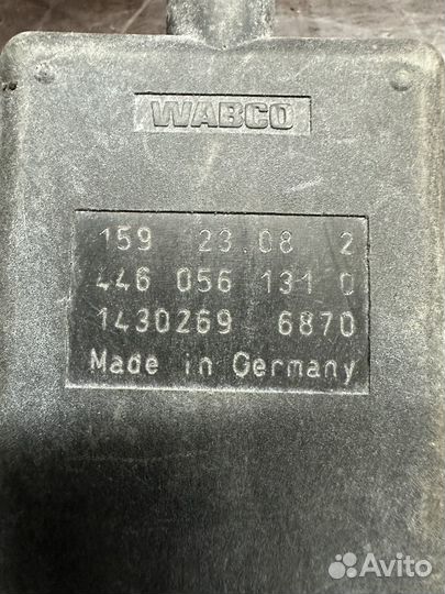 Пульт управления пневмоподвеской Scania 1430269