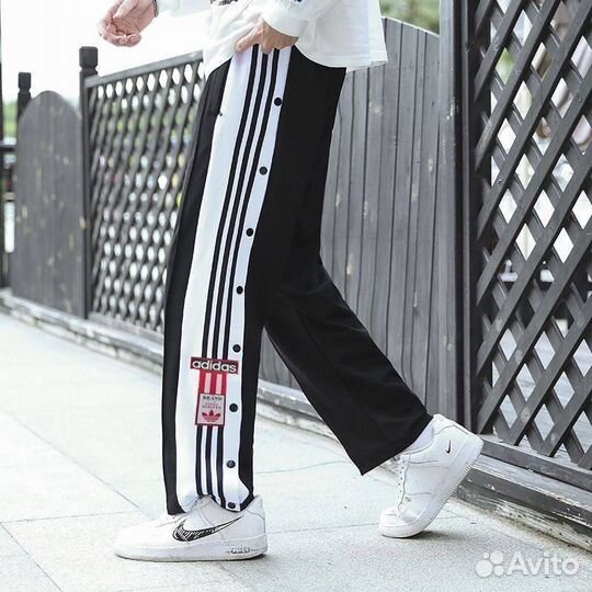 Спортивные штаны Adidas