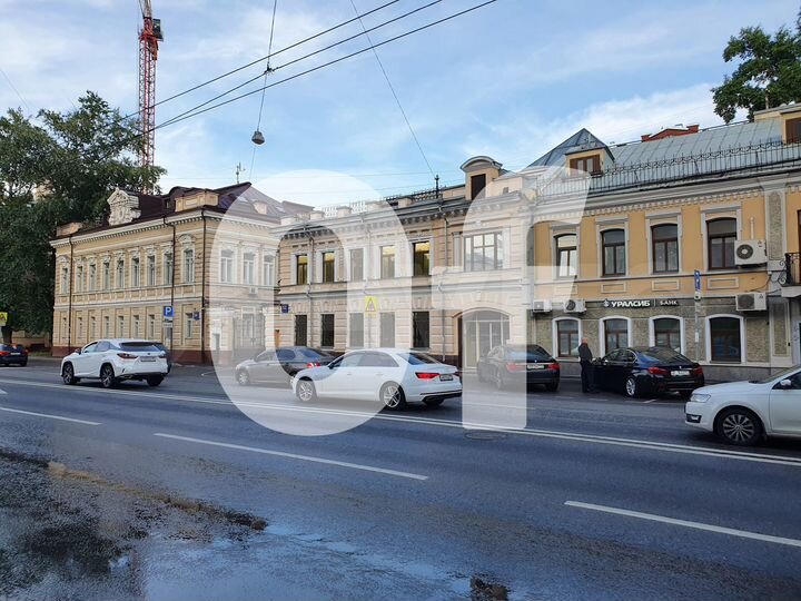 Продам здание, 1493 м²