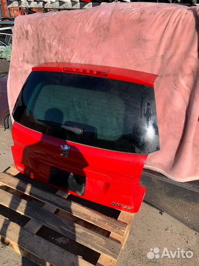 Крышка багажника Peugeot 207 SW универсал