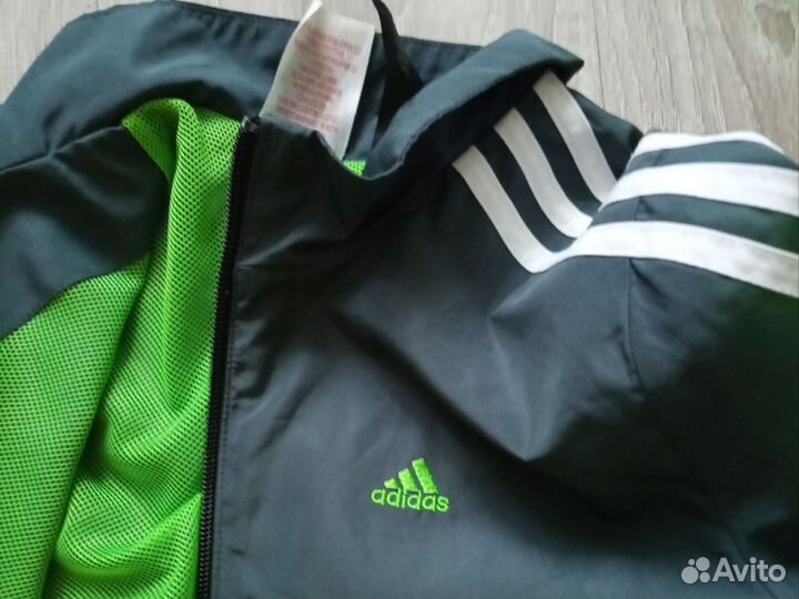 Спортивный костюм adidas, размер S