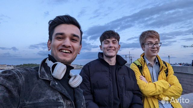 Помощь создать Сайт с React, Javascript, WP