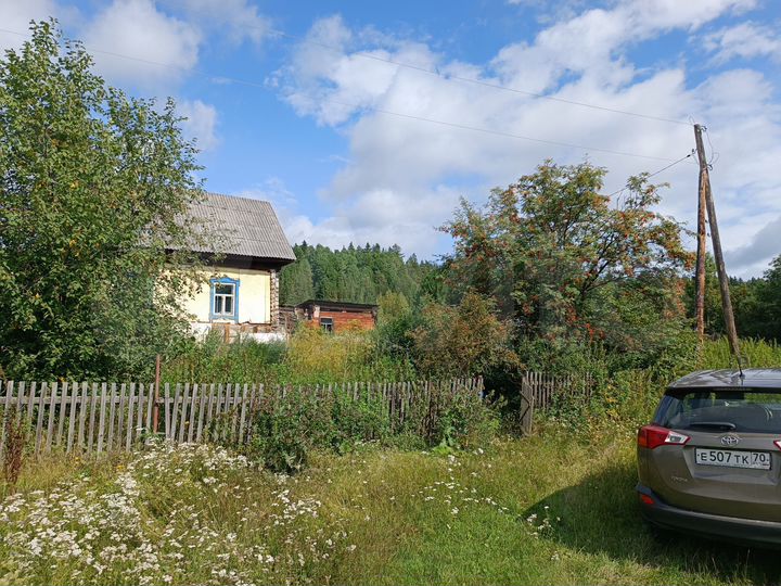 Дом 58 м² на участке 24,8 сот.