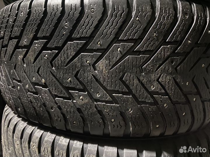 Nokian Tyres Hakkapeliitta 8 SUV 275/40 R21