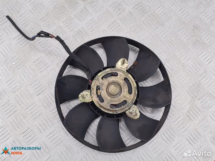 Вентилятор радиатора Audi A6 4B/C5 2001 8D0959455R