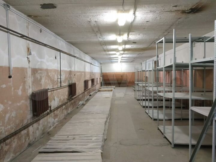 Отапливаемый склад в подвале, 123 м²