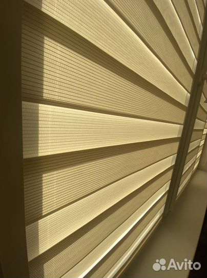 Жалюзи и рулонные шторы на окна