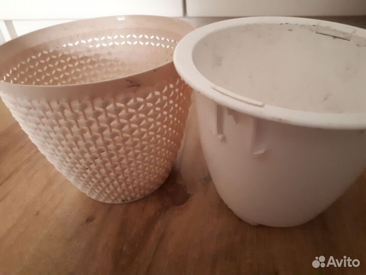 Горшки с кашпо