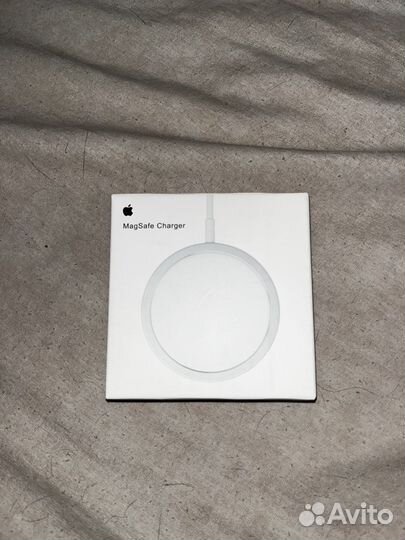 Беспроводная зарядка magsafe