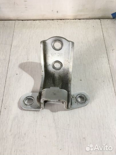 Петля двери hyundai solaris 1 1.4 мт седан