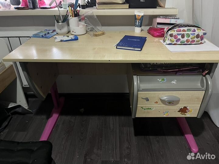 Письменный стол