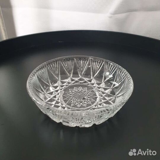 Вазочка хрустальная