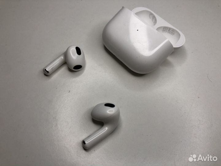 Кейс для AirPods 3 оригинал