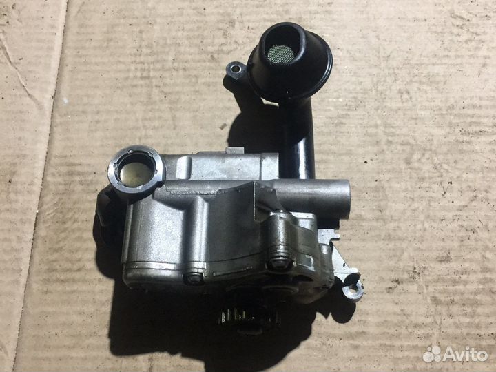 Масляный насос VW Passat B6, 1.8, BZB