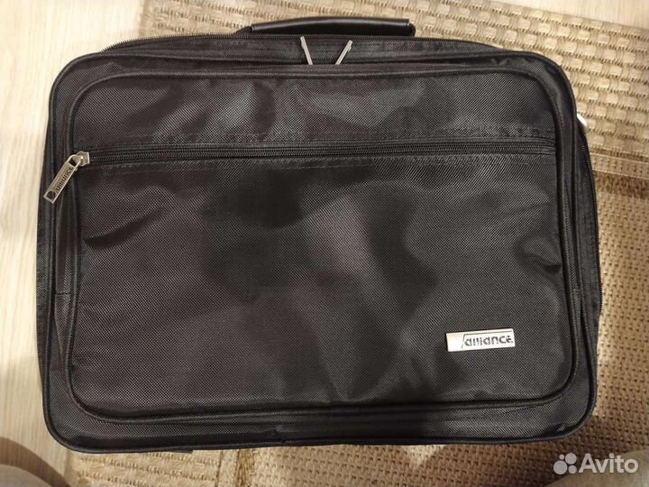 Сумка для ноутбука новая
