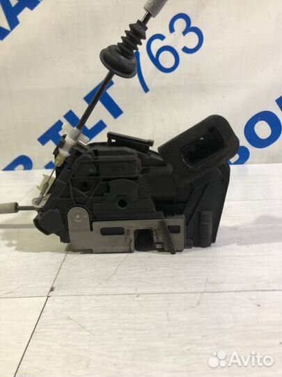 Замок двери передний правый volkswagen polo 5 рест