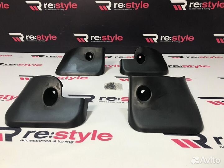 Брызговики Toyota RAV4 / Vanguard Без фендеров