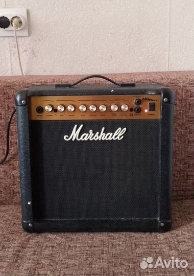 Гитарный комбоусилитель Marshall MG15DFX
