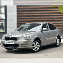 Skoda Octavia 1.6 AT, 2009, 302 283 км, с пробегом, цена 720 000 руб.