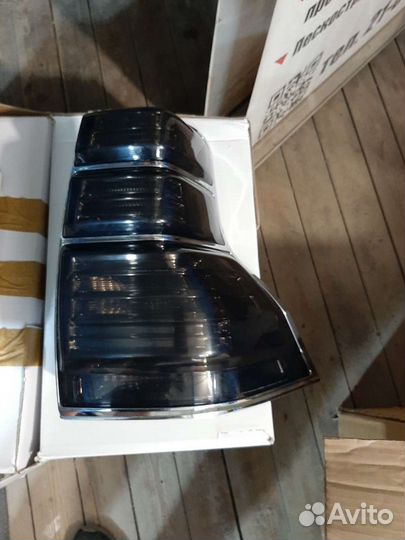 Задние фанари Toyota Prado 150