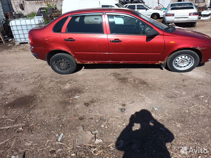 В разборе Лада Калина 1