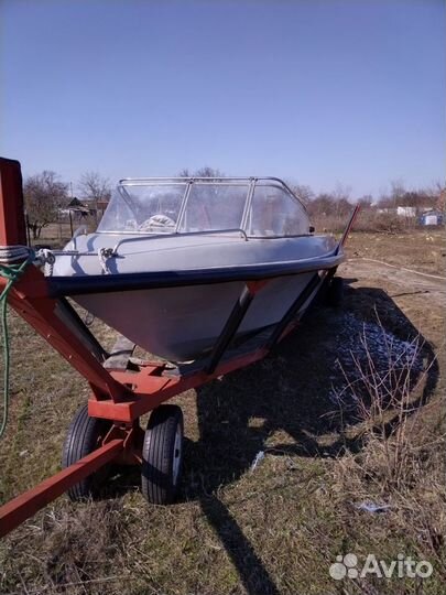 Катер лодка моторная Байда Касатка Yamaha 200