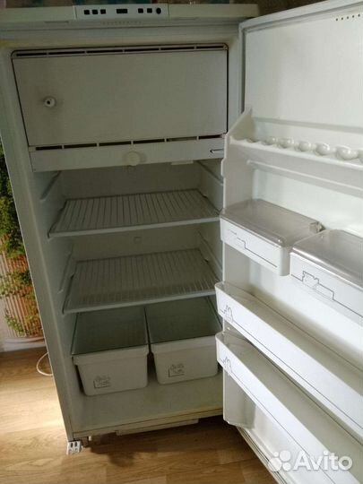 Холодильник бу маленький